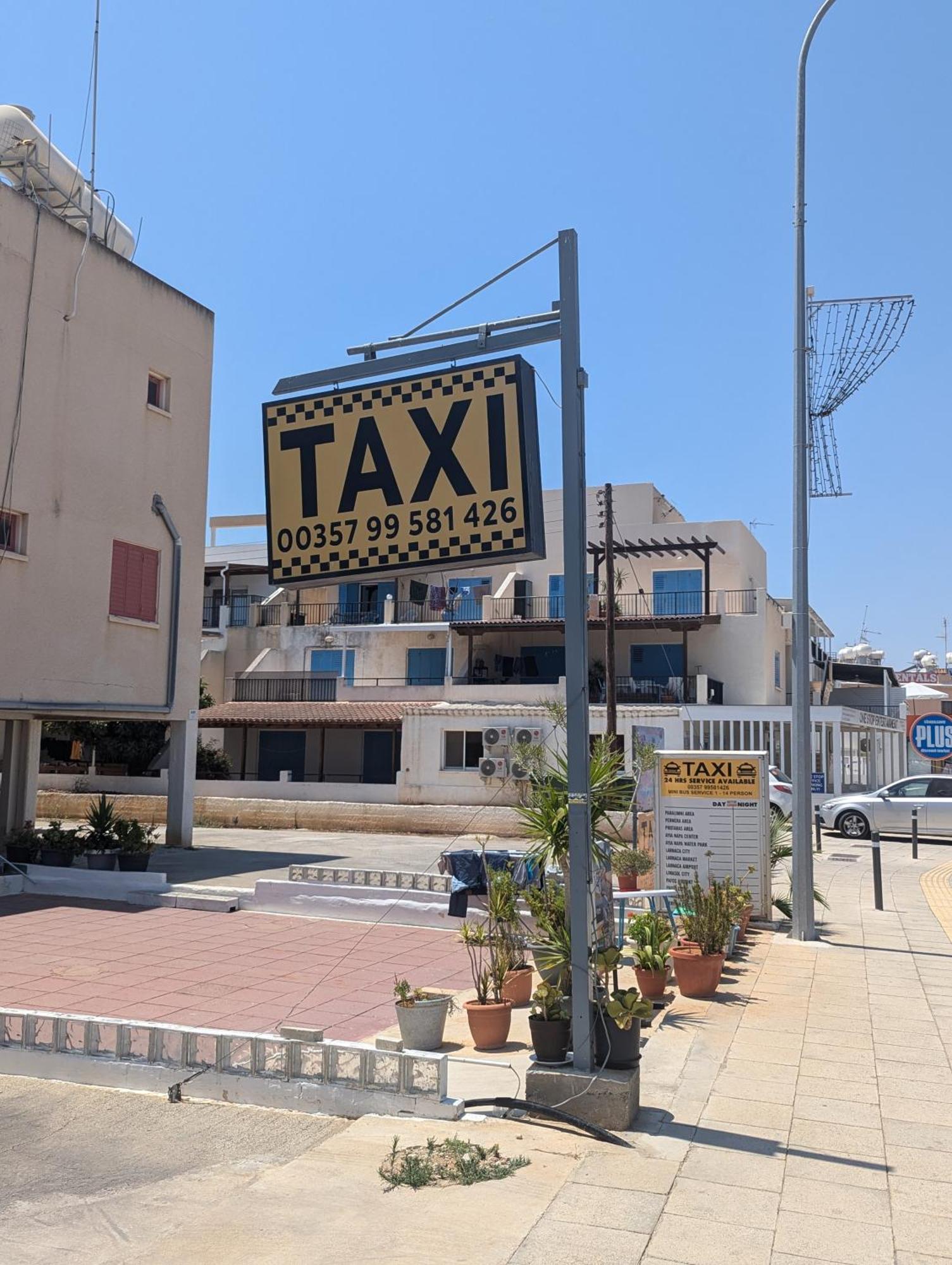 Kapparis Apartment Mythical Sands Protaras Bagian luar foto